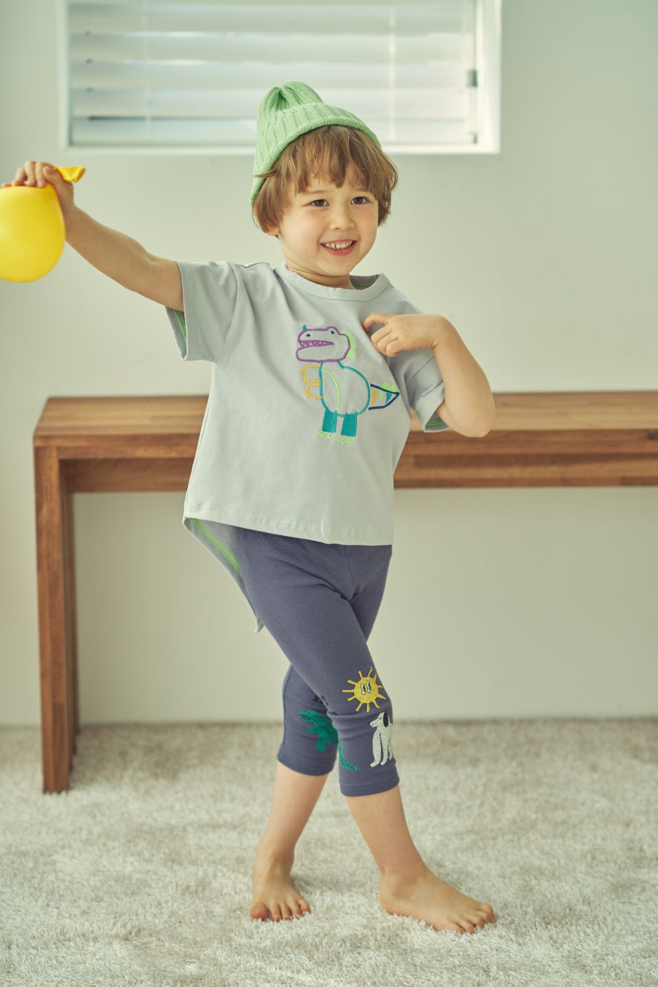 韓國 Mimico - 刺繡線條塗鴉恐龍造型T-淺灰