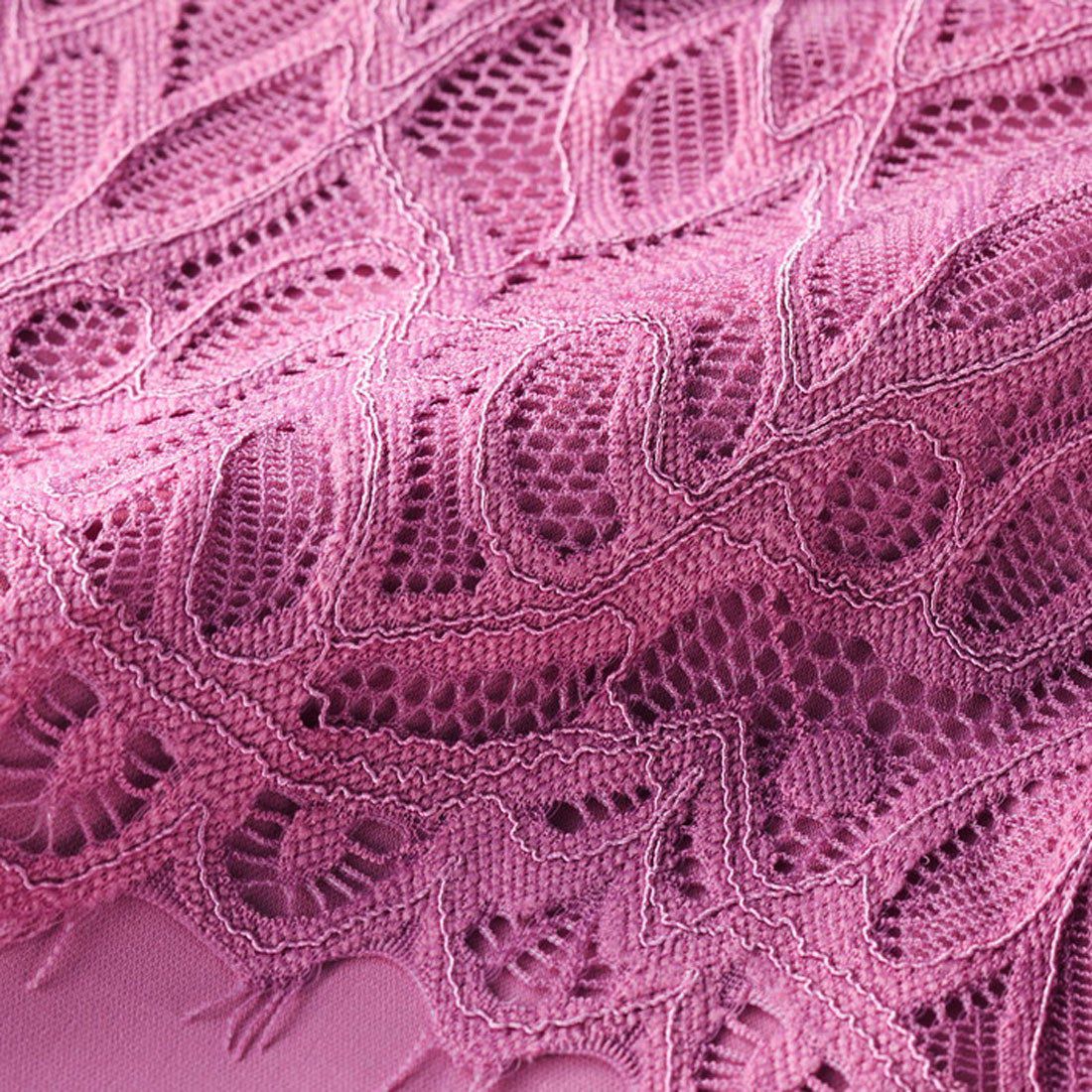 日本 BELLUNA - 精緻蕾絲拼接雪紡無袖襯衫-淺杏