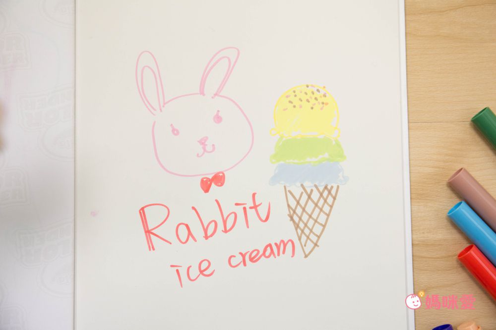 魔法顯色筆【Crayola 繪兒樂】神彩著色套組/著色本