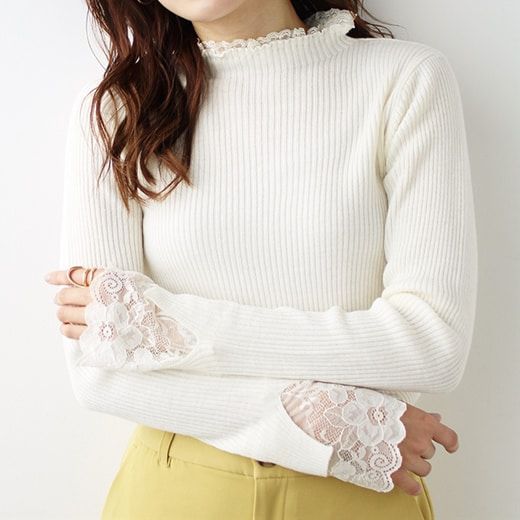 日本 BELLUNA - 優雅蕾絲拼接羅紋針織上衣-沙杏