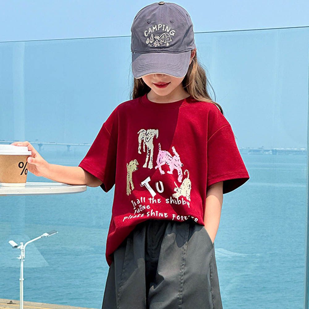 休閒圓領落肩短袖上衣/T恤-童趣萌繪-酒紅色