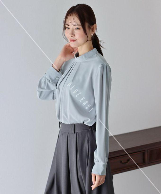 日本 BLUE EAST - 優雅摺線都會感小立領長袖上衣-白