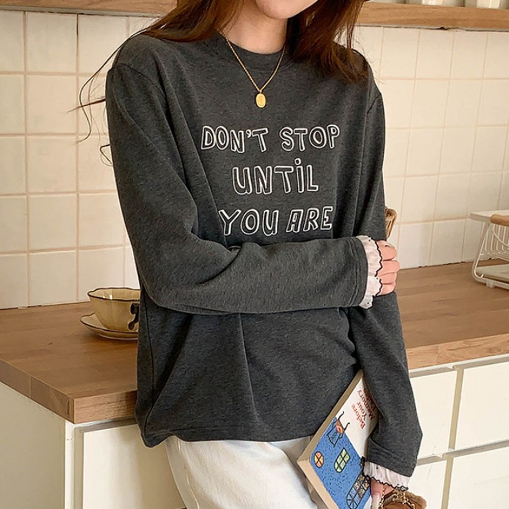 字母印花蕾絲花邊點綴長袖上衣-黑灰 (F)