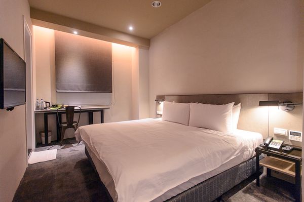 奇異果快捷旅店-台中站前二館