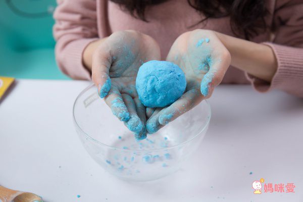 讓孩子愛上洗手！美國 KLUTZ 肥皂DIY、創意手作系列