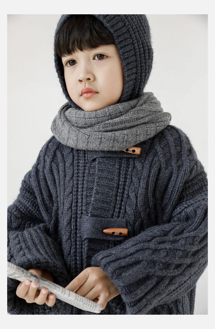 TONGMO - 復古木釦麻花編織連帽毛衣外套-黃綠色