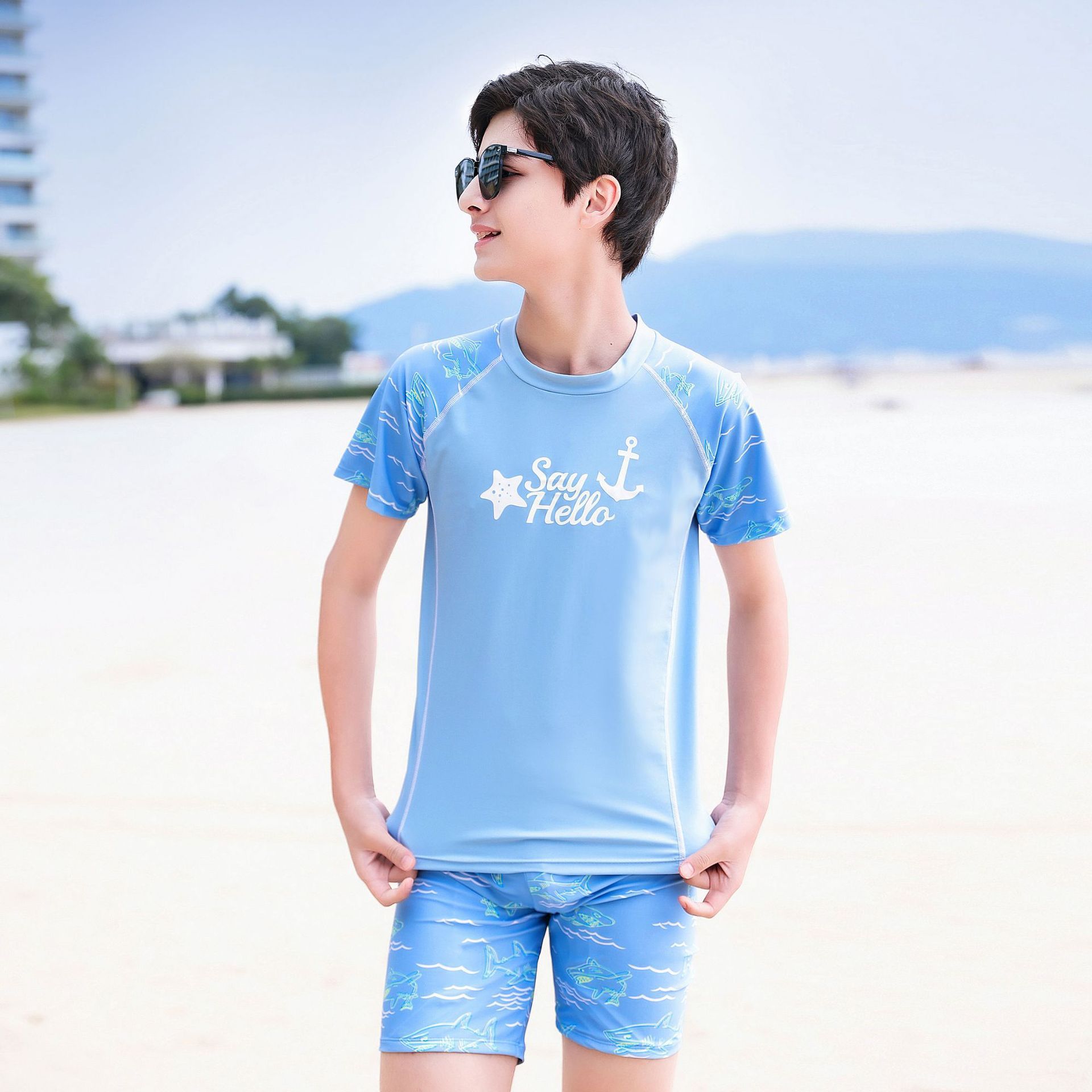 大童男孩短袖泳衣套裝(二件組)-星星船錨-淺藍色-泳衣、泳褲