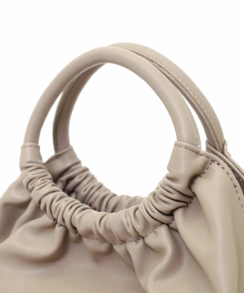 日本 COOCO - 2WAY柔軟皮革豆形手提小包/側背包-淺灰杏 (W14*H20*D12cm)