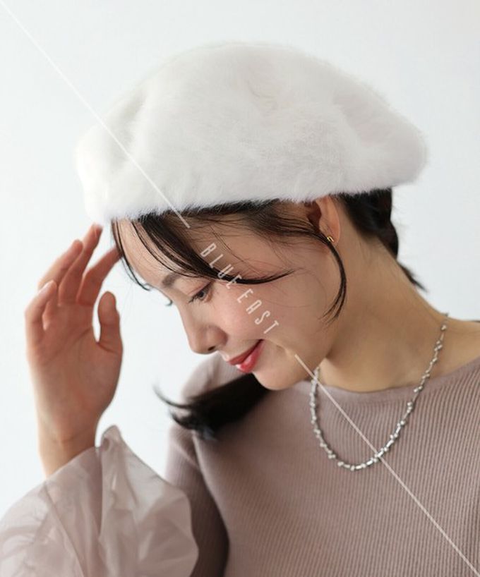 日本 BLUE EAST - 毛絨感珍珠裝飾美型貝蕾帽-白