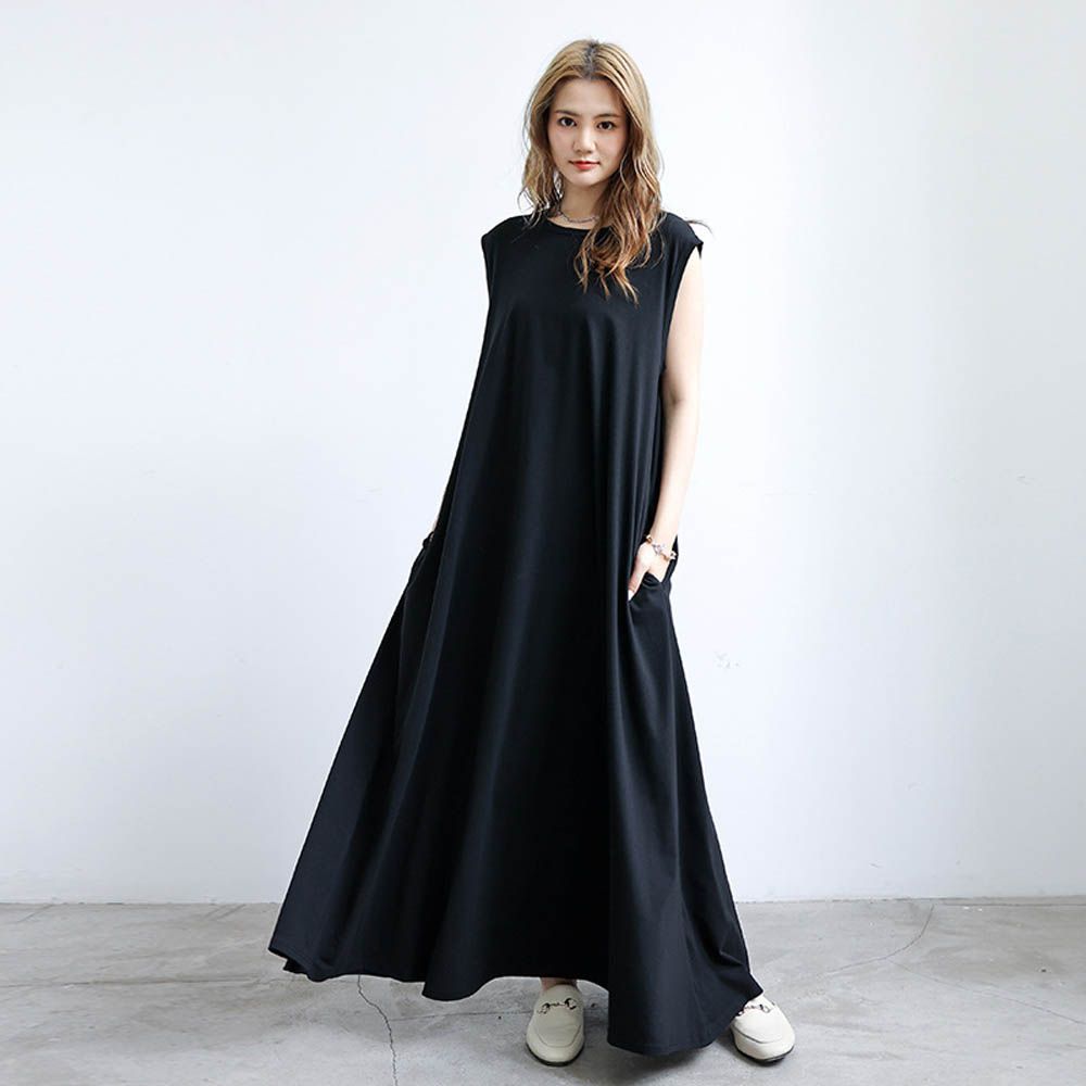 3D立體剪裁顯瘦無袖長洋裝-黑色