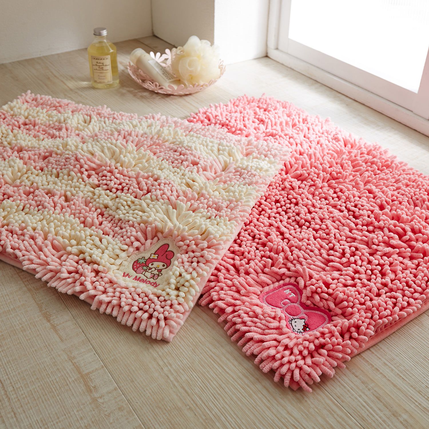 日本千趣會 - 三麗鷗長毛吸水腳踏墊(浴室/玄關/房門)-美樂蒂-條紋