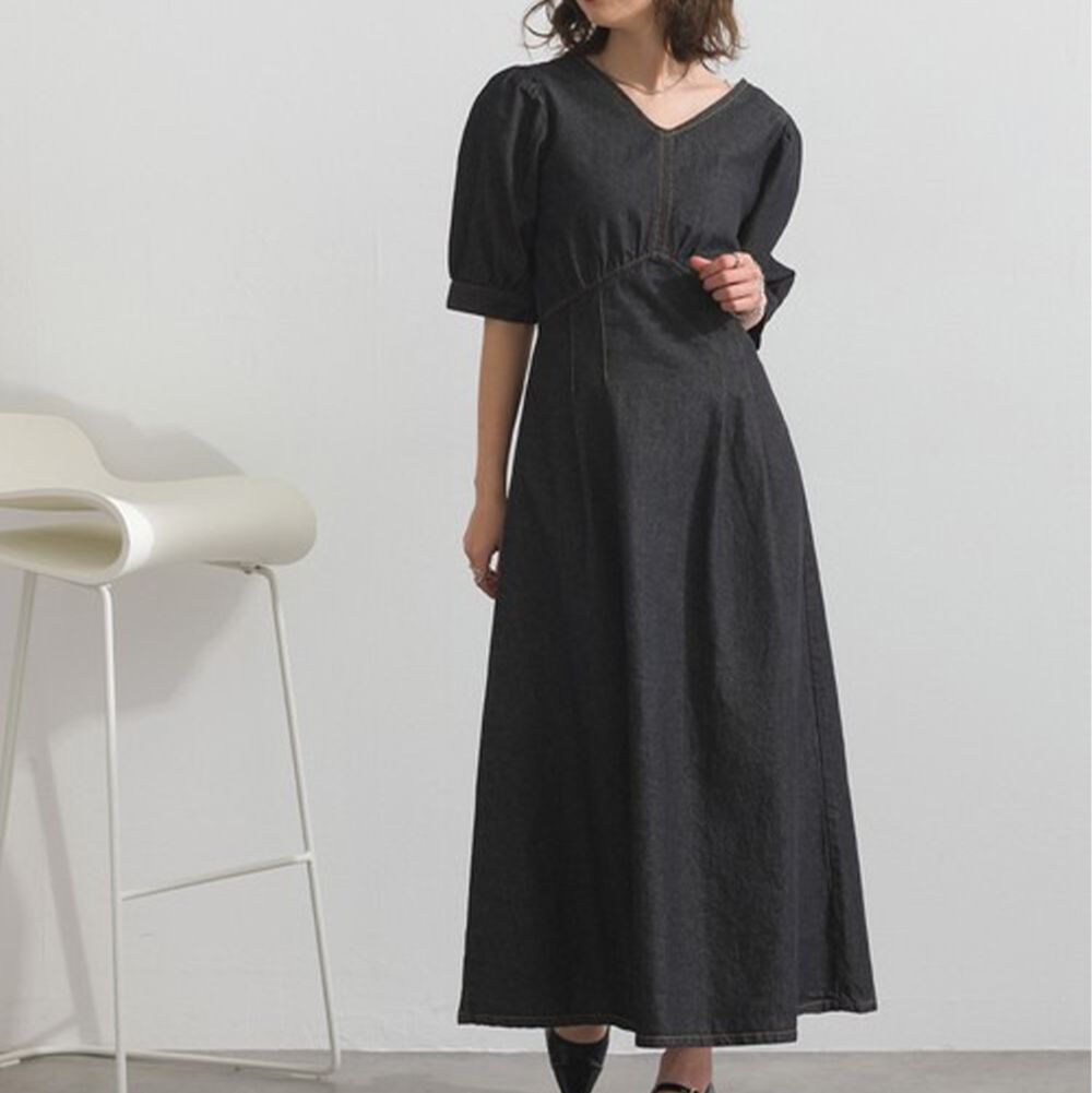 8oz顯瘦V領純棉丹寧澎澎短袖洋裝-黑