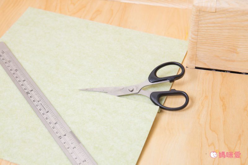 日本 SANKO - (撥水加工)可機洗重複黏貼式輕薄地毯-單色-淺灰 (30×30cmx厚4mm)-4枚入