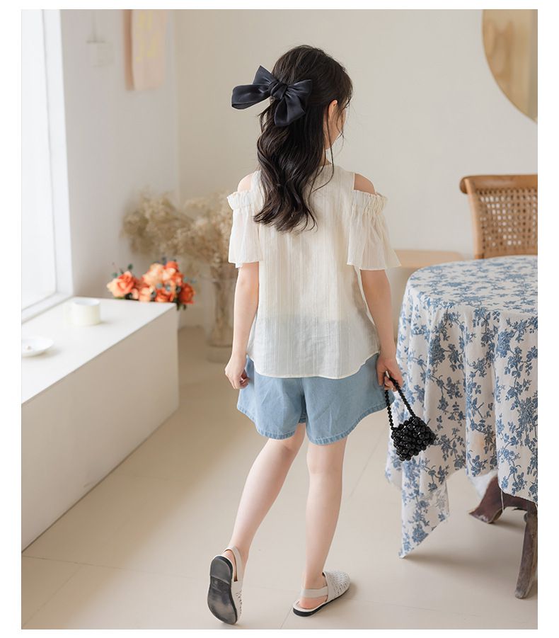 氣質花袖露肩上衣-米色