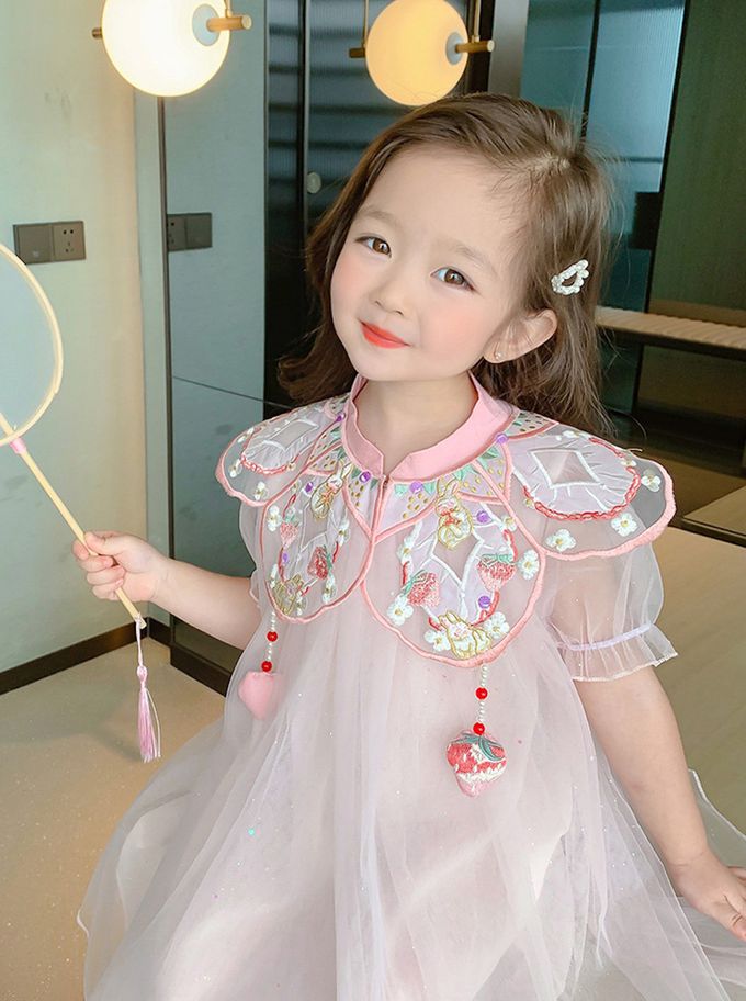 繡花披領小兔子草莓網紗公主裙