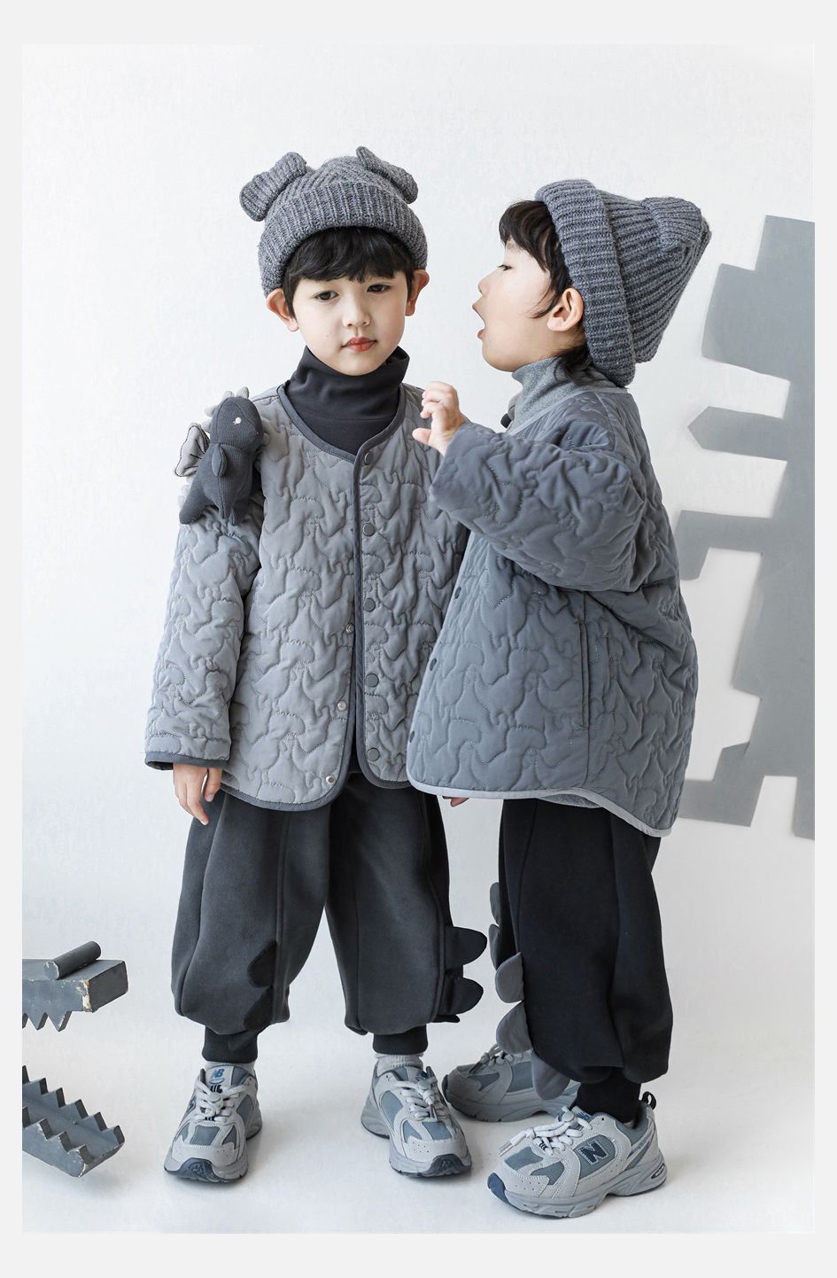 TONGMO - 加厚造型腰鬆緊休閒長褲-恐龍背棘-深灰色