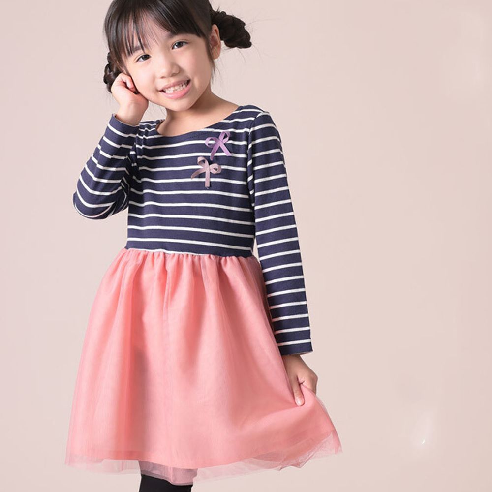 日本 TORIDORY - 條紋薄紗拼接長袖洋裝-深藍X粉紅