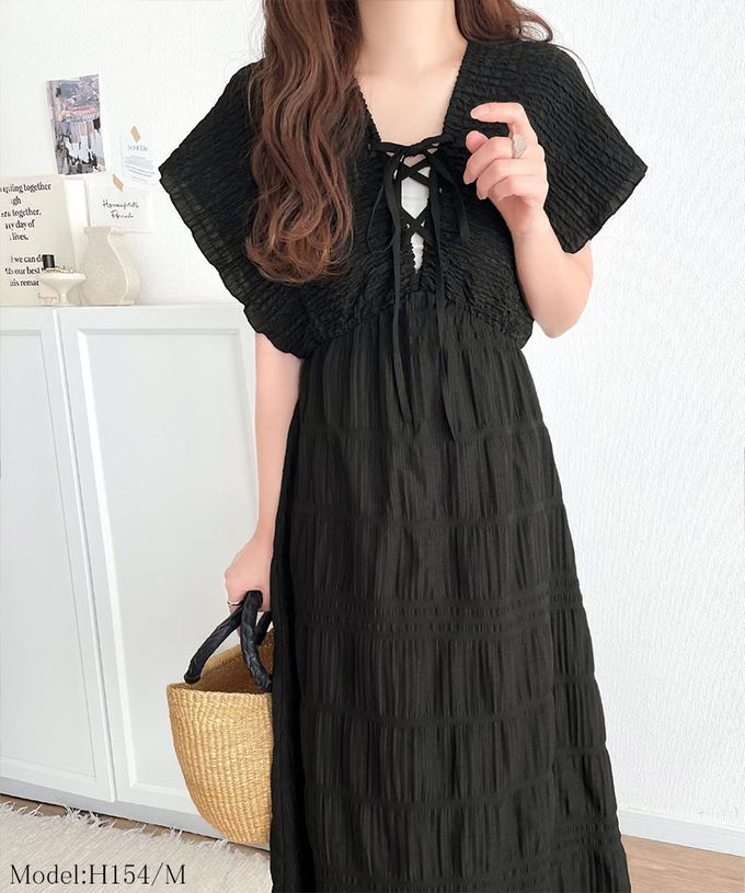 日本 Classical Elf - mily bilet 夢幻光澤感皺摺綁帶寬袖洋裝-黑