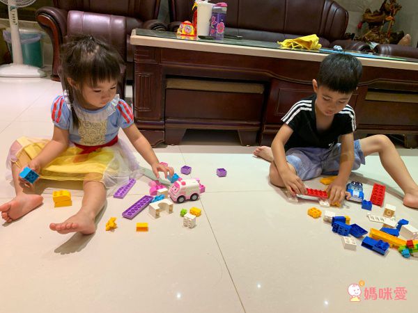 POLI 波力 - 安寶積木組