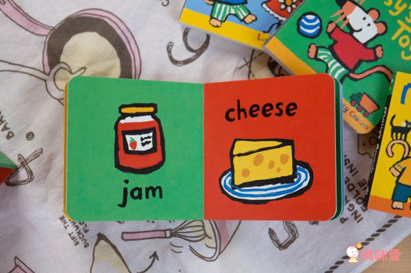 MAISY LITTLE LIBRARY/4 IN 1-盒裝書.內含4本硬頁書