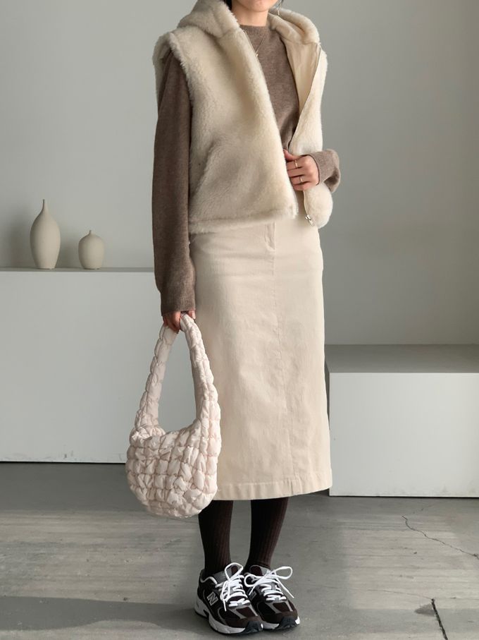 韓國女裝連線 - 薄燈芯絨直筒後開衩中長裙-米白