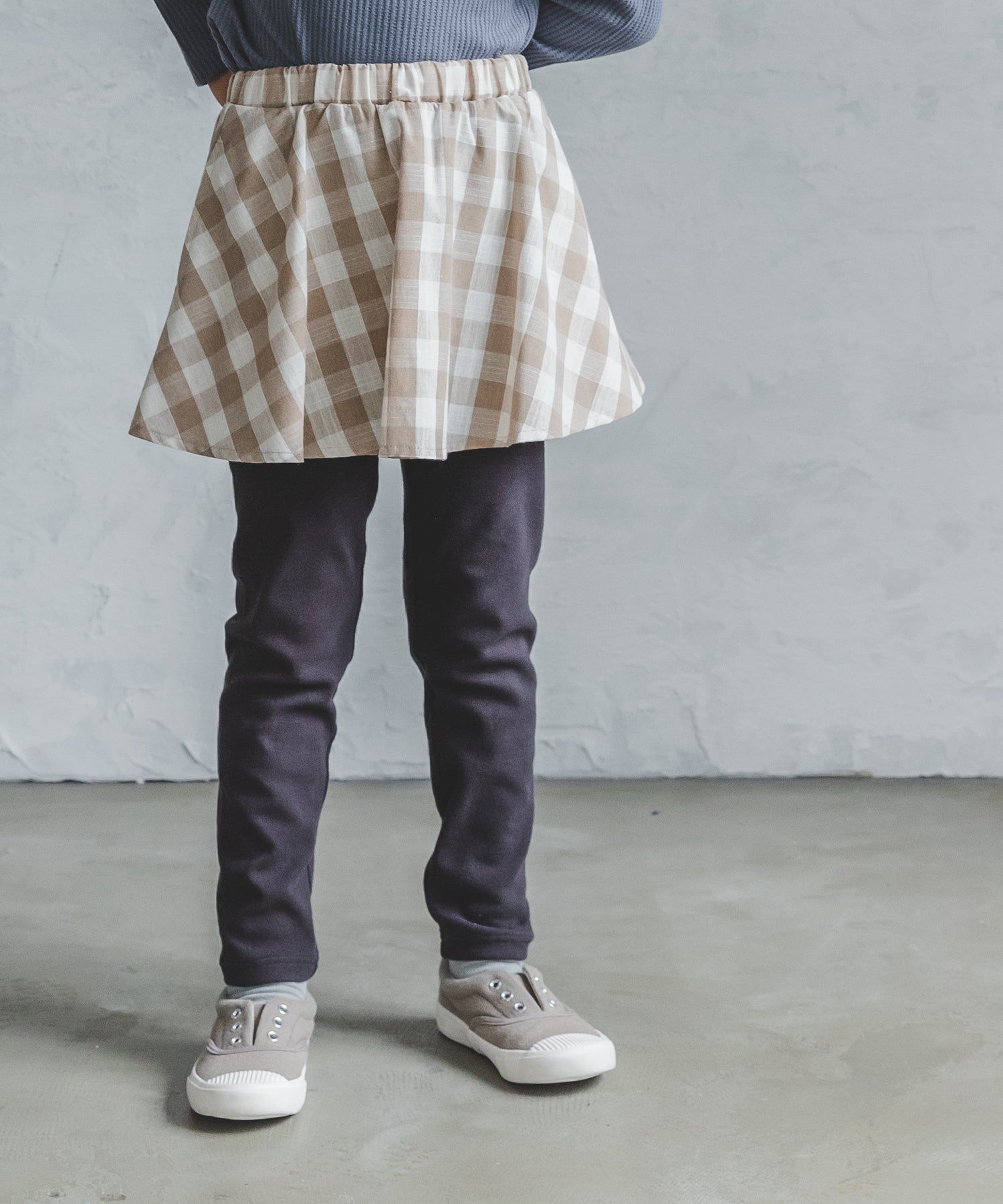 日本 PAIRMANON - 柔軟彈性百搭褲裙-素色-摩卡x灰黑