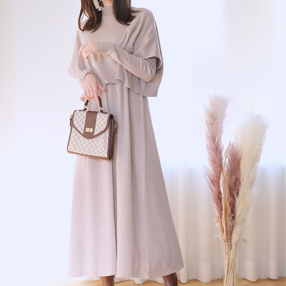 優美短版斗篷袖針織長袖洋裝(2件組)-灰杏