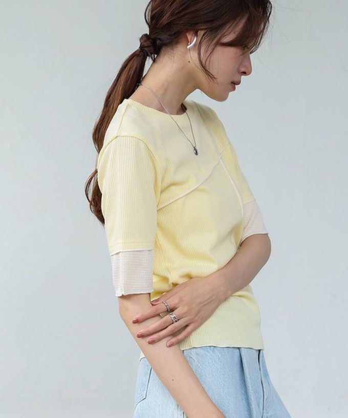 日本 Bab - 柔美線條羅紋異材質短袖上衣-卡其 (M)