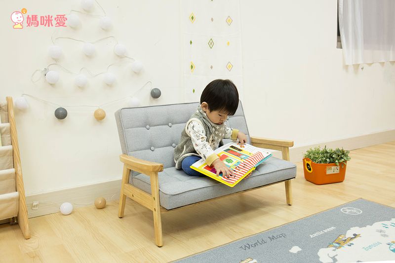 媽咪瘋狂敲碗 ❤︎【澳洲Bunny Tickles】經典復古實木兒童沙發 ♛ 莫蘭迪色新上市！
