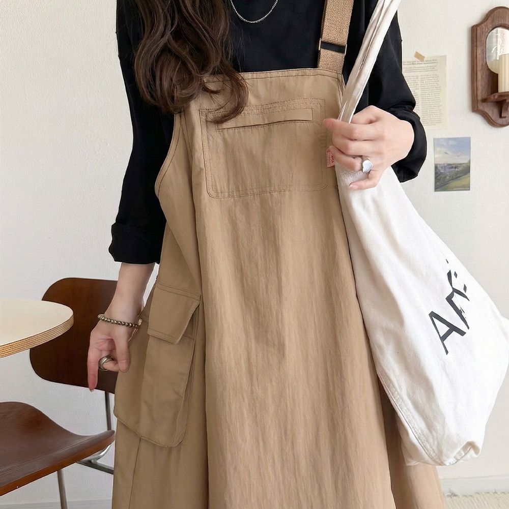 Java 工裝風舒適傘擺尼龍吊帶裙-卡其