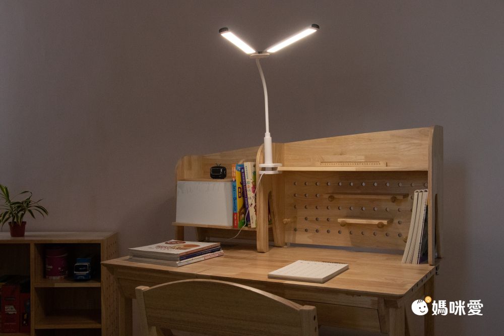 獨家$599再享現折！親子、手足共讀【KINYO】LED觸控夾燈