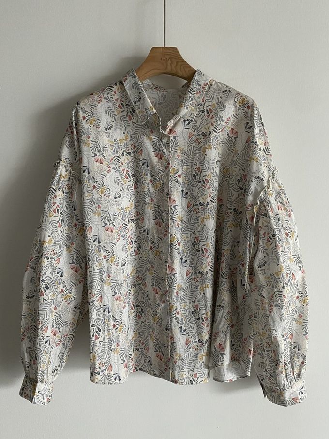 韓國女裝連線 - 花草圖樣翻領拼接長袖襯衫-象牙白 (FREE)