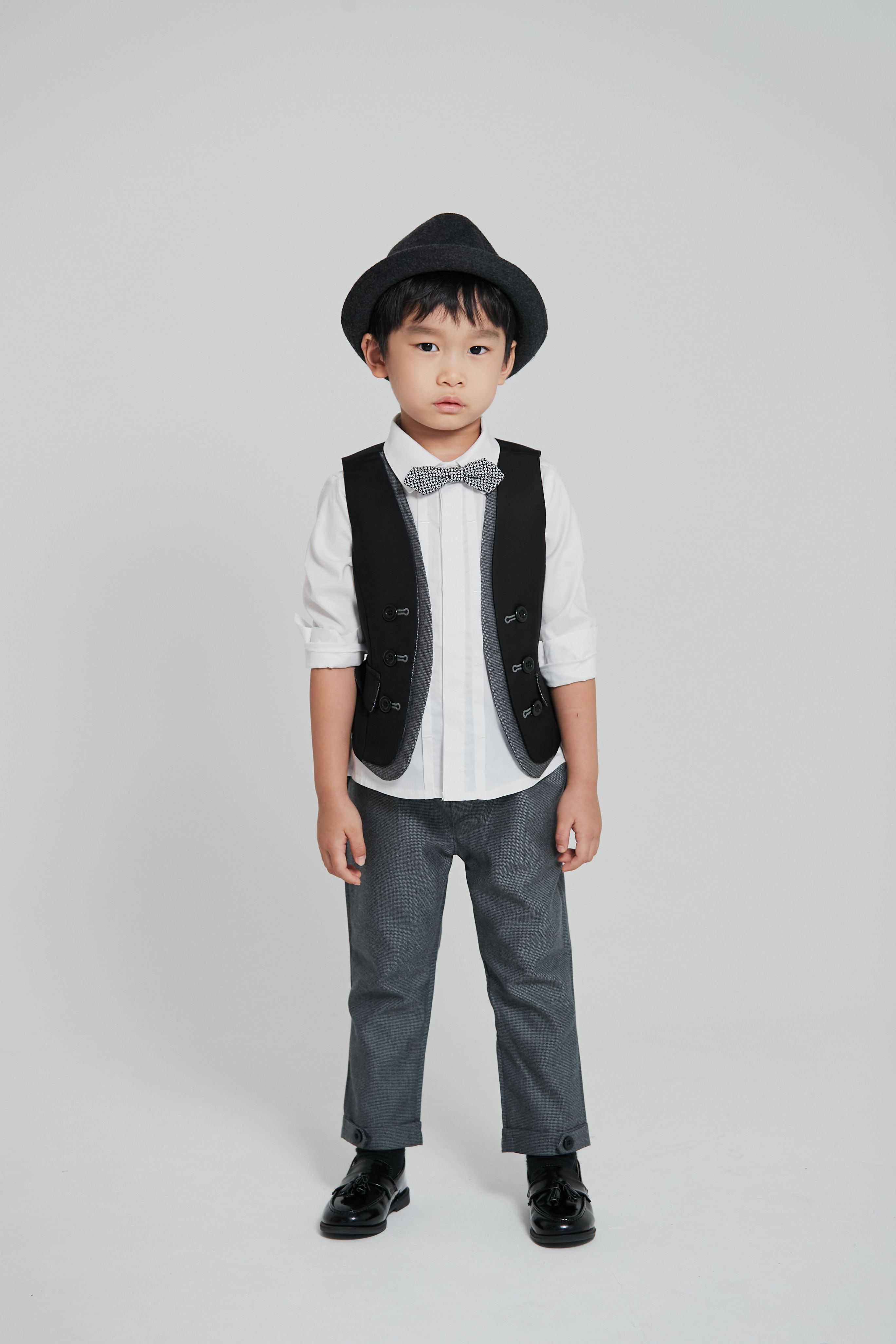 韓國 Coco Bang - 裝飾腰帶鬆緊腰休閒長褲-深灰