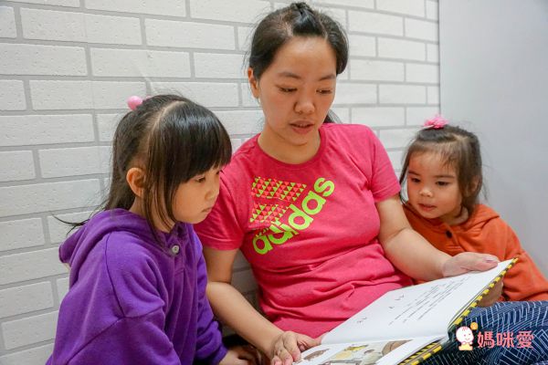 孩子的第一套思考練習書✦全球暢銷、翻譯13國語言【小小樂思系列繪本】✦陪孩子思考、尋找答案！