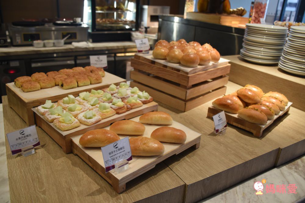 台南大員皇冠四人房2大1小$4299起 指定平日