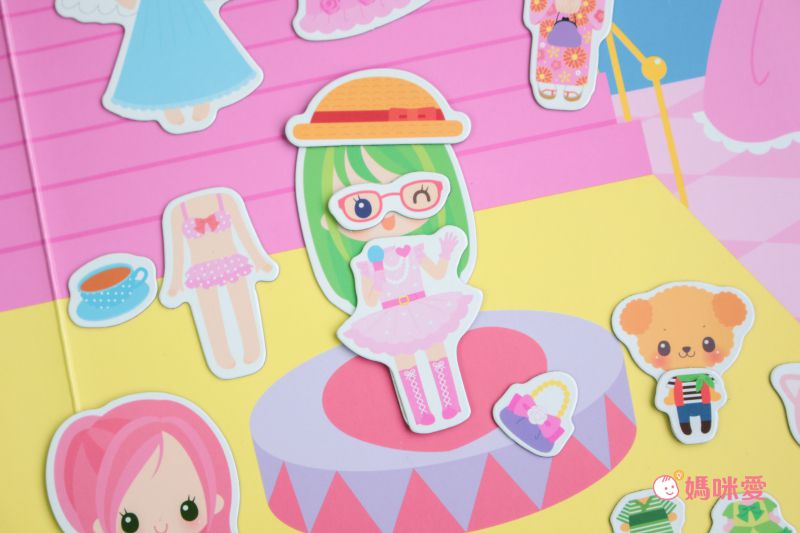 近60種主題！比利時繪本風磁鐵書 x 隨身貼紙書