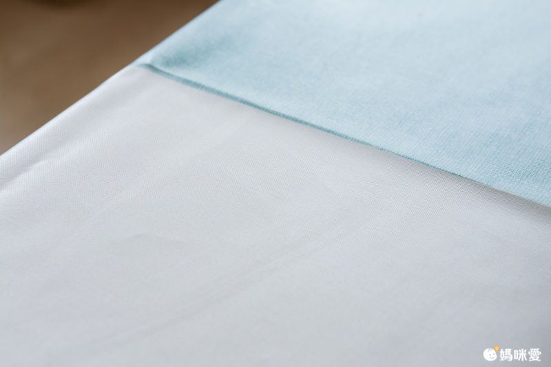 防水防油免洗桌布-三角形-灰粉色