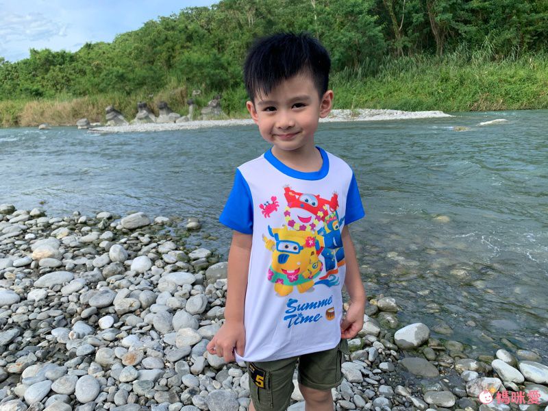 WIWI - 短版-素面防曬排汗短版涼感衣-童-戀愛粉