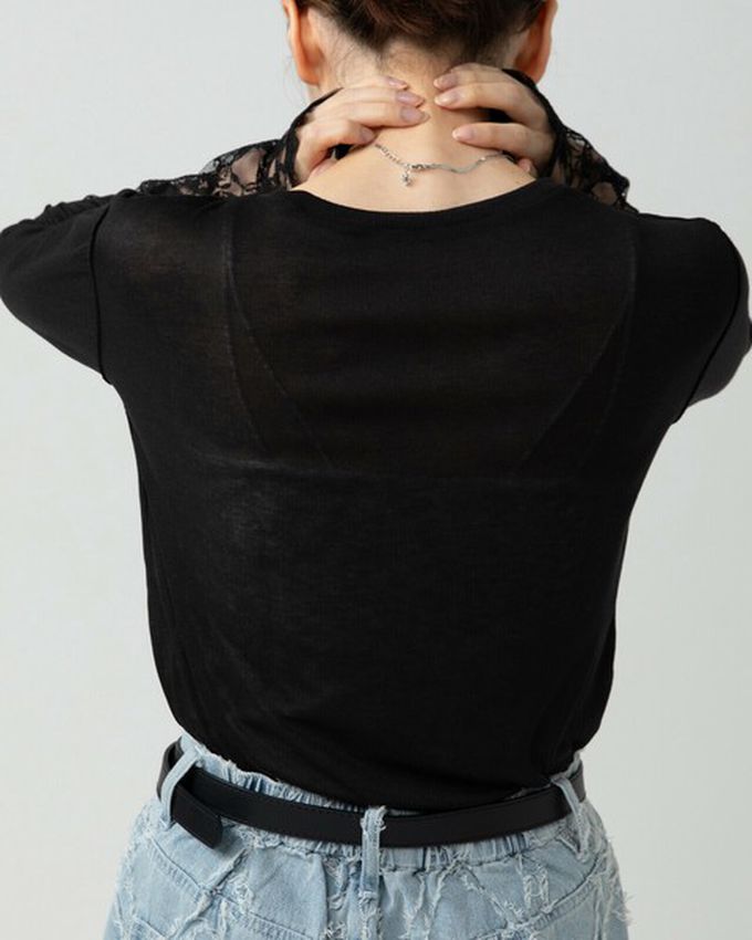 日本 gleam - 薄透合身蕾絲拼接長袖上衣-白