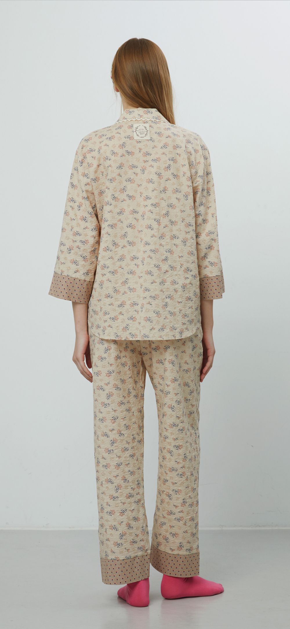 韓國 ULLALA - 圓點碎花長袖睡衣-(兩件式)-杏 (FREE)