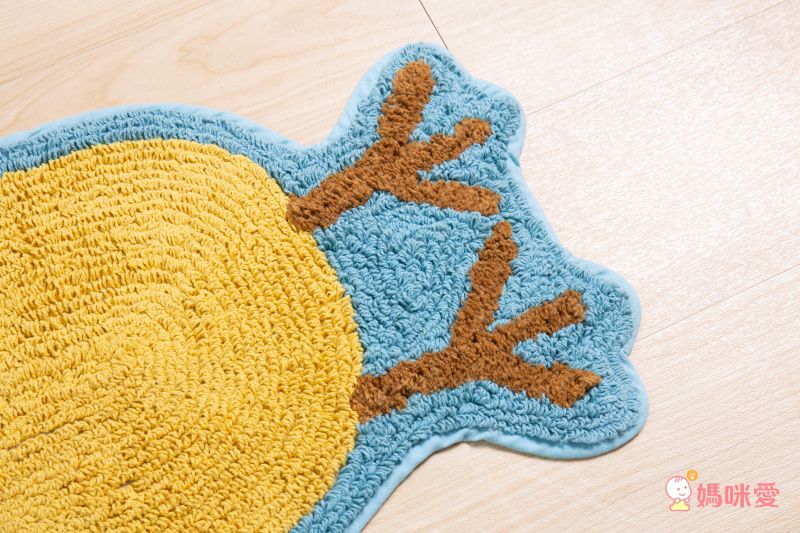 日本 TOMO - 懶洋洋可愛動物腳踏墊-兔兔 (約57x80cm)