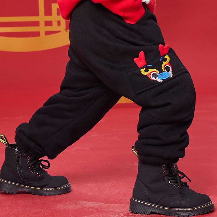 (加絨)喜氣拜年休閒長褲-立體龍角-黑色