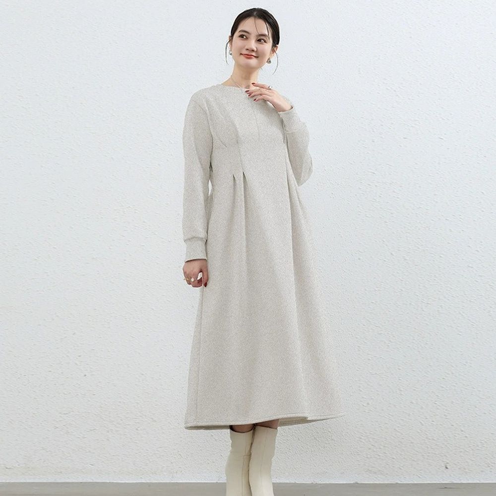 (內裡加絨)休閒感抓褶修身剪裁長袖洋裝-白灰