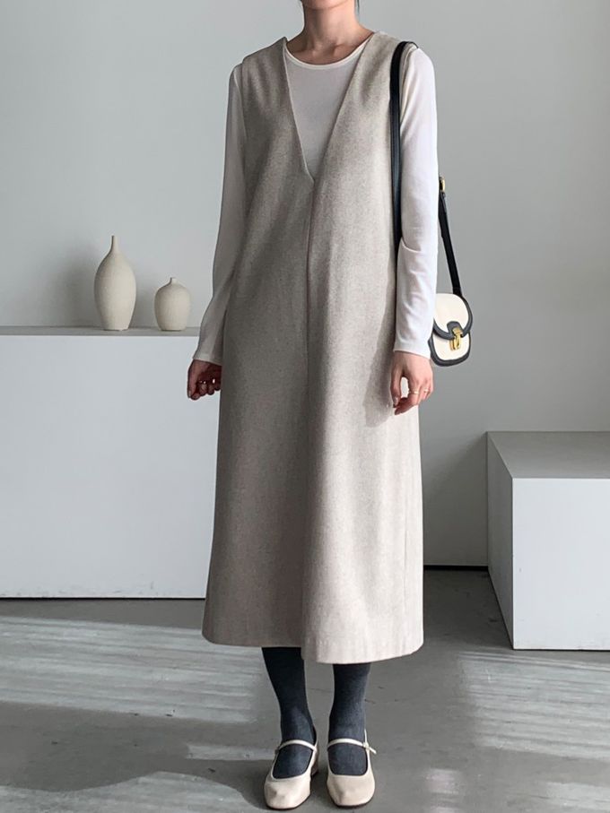 韓國女裝連線 - 簡約V字混羊毛側開連身洋裝-燕麥杏 (FREE)