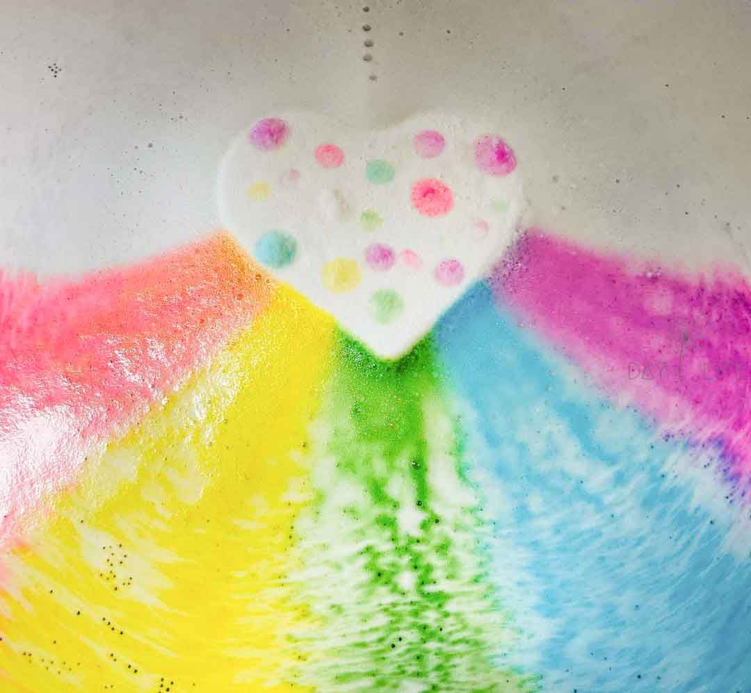 玩玩 Play - 韓國 I'm BOMB彩虹天堂沐浴汽泡球-愛心-約重120g