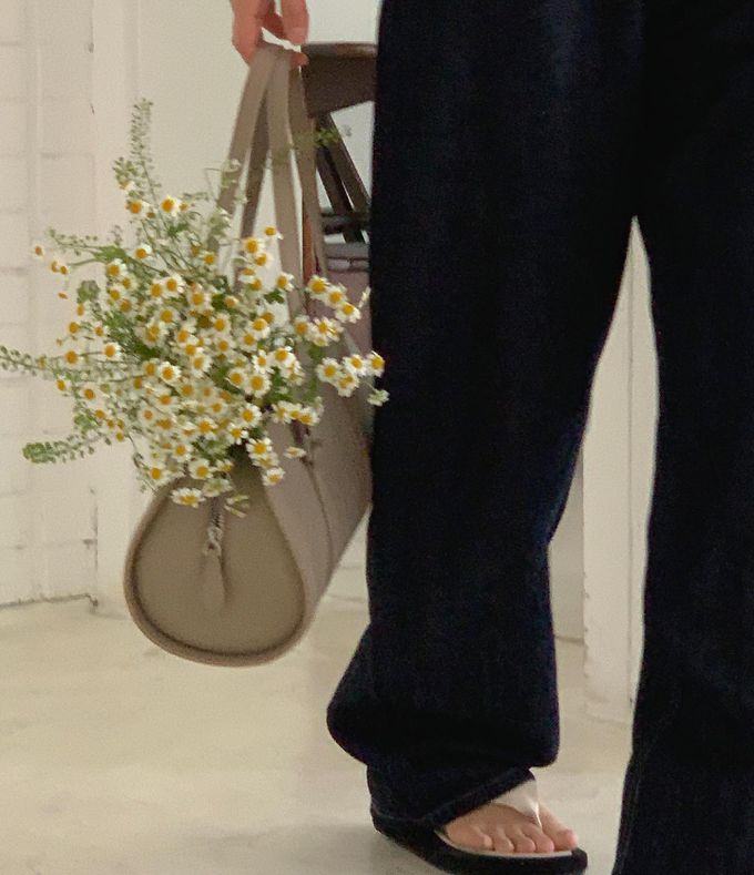 韓國lemego - 牛皮圓筒手提肩背包(Bella)-淺卡其