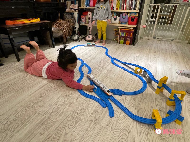 TAKARA TOMY - 【直播專屬】PLARAIL卡娜赫拉的小動物高鐵彩繪列車組