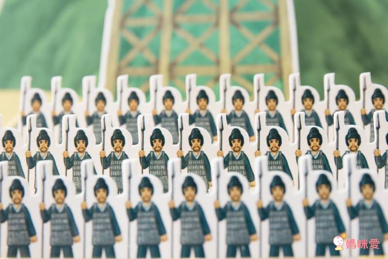 ★華碩立體書53折起★故事POP UP跳出來！一下讀懂三國、西遊和伊索寓言