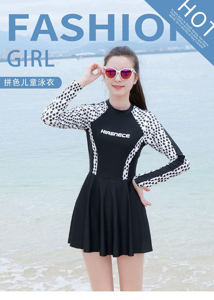 大童女孩運動風長袖連身裙泳衣-滿版星星袖-黑色