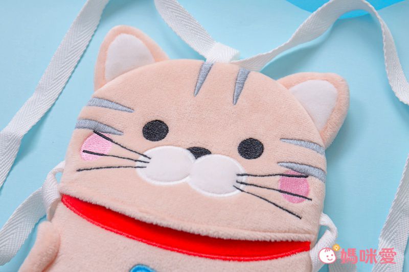 日本涼感雜貨 - 背巾/推車墊 (附保溫保冷劑/可當小背包)-企鵝-灰領巾 (約(15~22)x(18~24)cm)